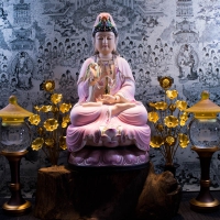 Tượng Phật Bà Quan Âm Men Sứ Áo Tím Ngồi Đài Sen 45cm 1