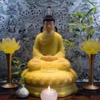Tượng Phật Bổn Sư Thích Ca Đẹp Bột Đá Thạch Anh (50cm)1