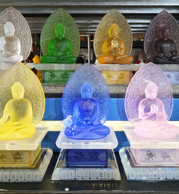 Tượng Phật Dược Sư Đá Lưu Ly Đế Vuông (Size 35cm) | Shop văn hóa ...