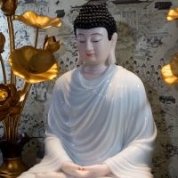 Tượng Phật Thích Ca Áo Trắng Bột Đá Cao 70Cm1