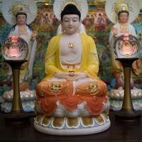Tượng Phật Thích Ca Bột Đá Khoáng Màu 40cm 1