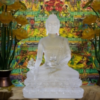 Tượng Phật Dược Sư Lưu Ly Đá Lưu Ly Cao Cấp 36cm Màu Trắng1