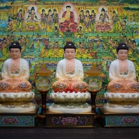 Tượng Tam Thế Phật bột đá màu khoáng 40cm